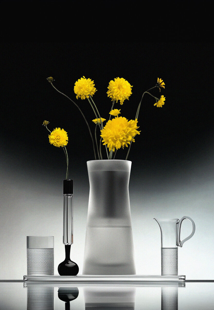스위스에서 만난 7인의 디자이너가 만든 전시 20 Syphon Vase 송동환 copy 832x1205 1