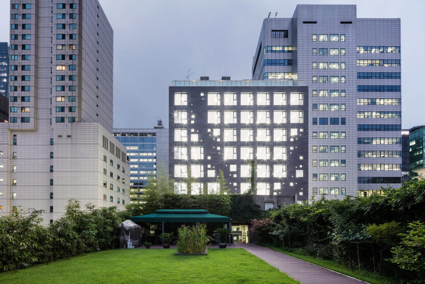 스트레스타워 입면