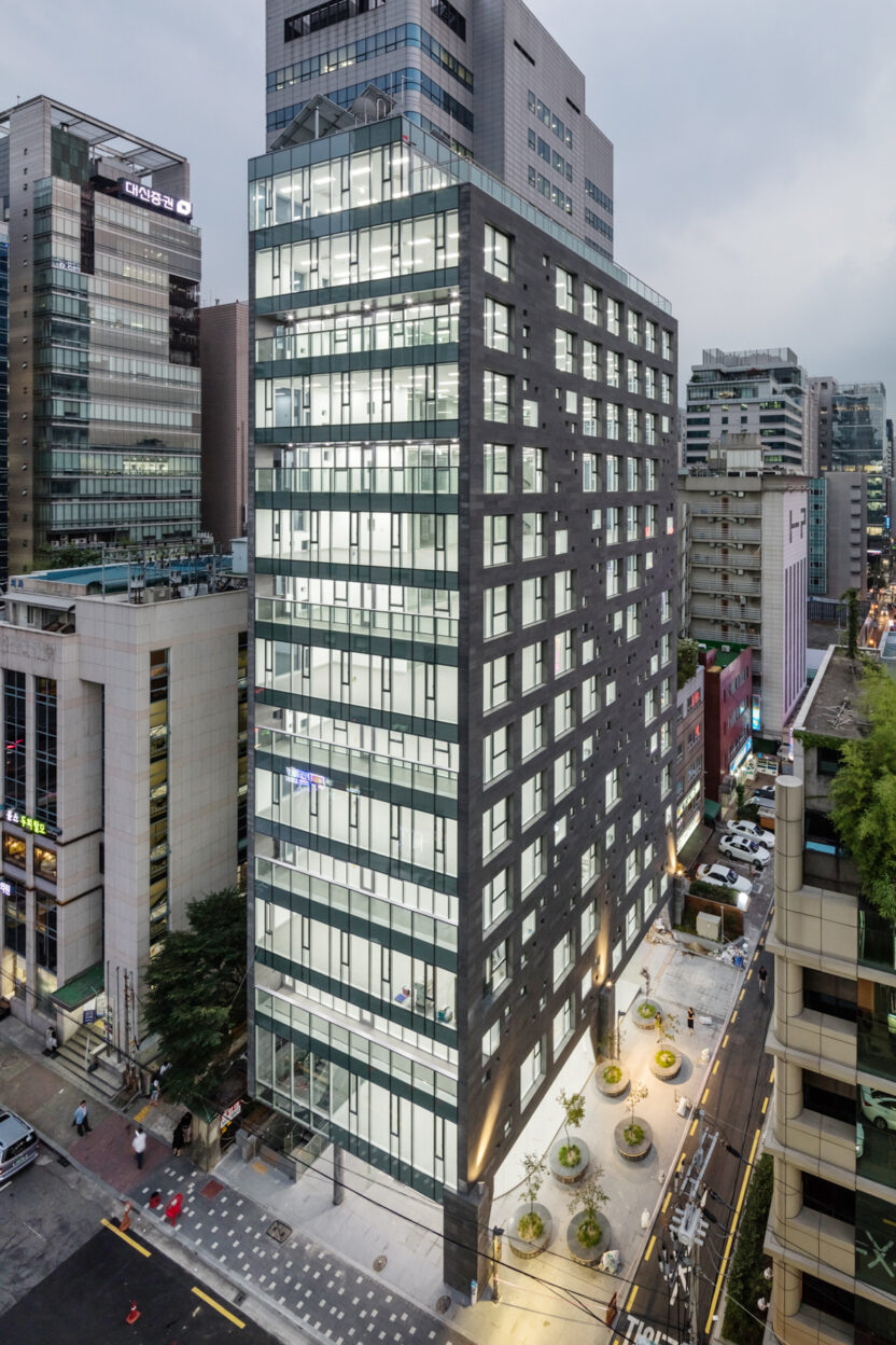 스트레스타워 전경