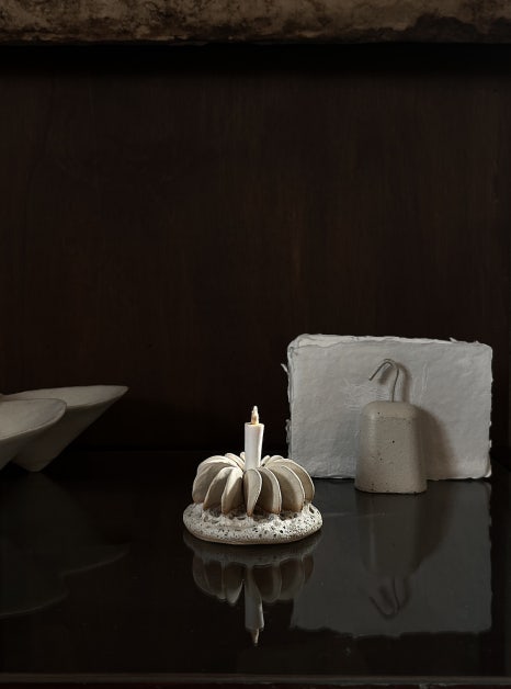 무용하고 아름다운 사물들, 편집숍 큐(Kew) 11 11 7