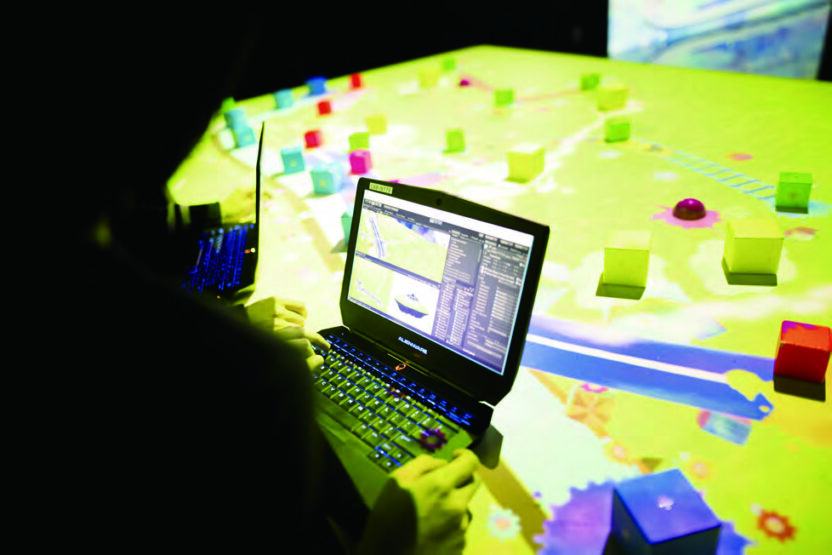 울트라 테크놀로지스트 그룹, 팀랩 teamLab 12 160704000000467 O