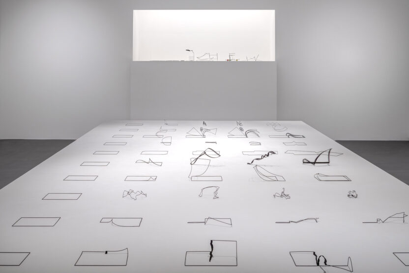 사물의 윤곽을 그리는 일 3 20250124 052148