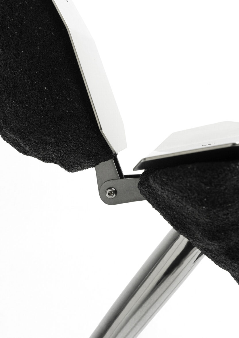 건축 폐기물을 가구로 재탄생시키다, TERRANOOK 8 chair 3