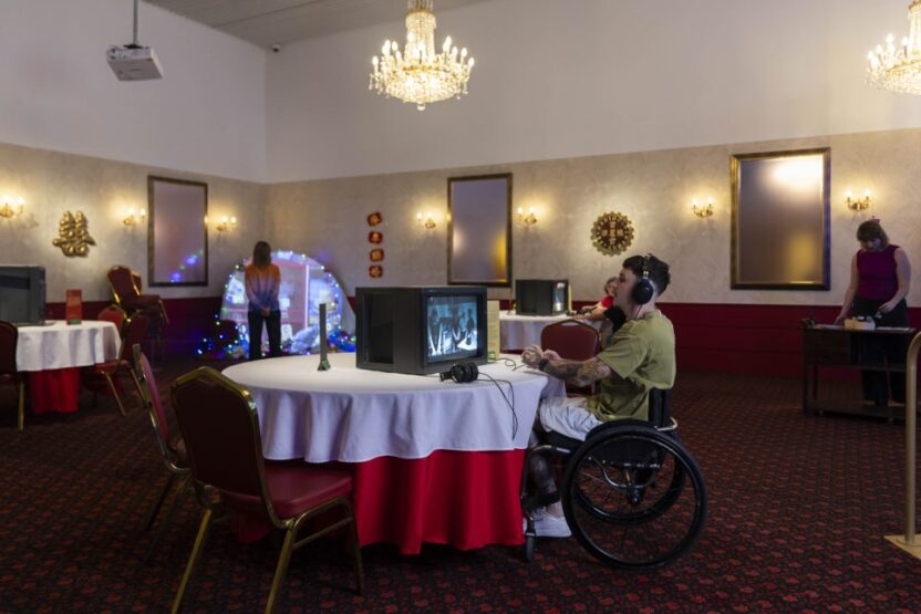 BMW 최초 ‘디지털 아트 카’를 선보였던 작가 4 20241129 AGNSW CaoFei SCREENRES 124 1