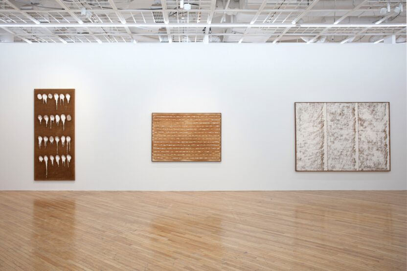 단색화 거장의 처음을 조명하다, <하종현 5975> 5 20250219 020916