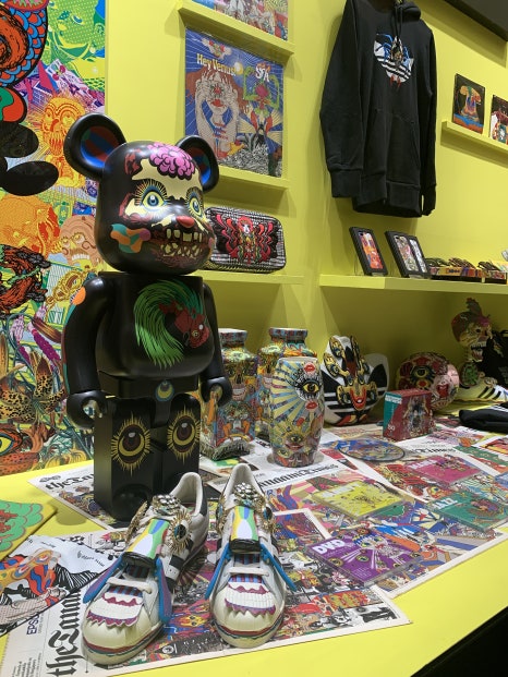 트라우마를 지우는 경계 허물기의 노력, 케이이치 타나아미 12 11