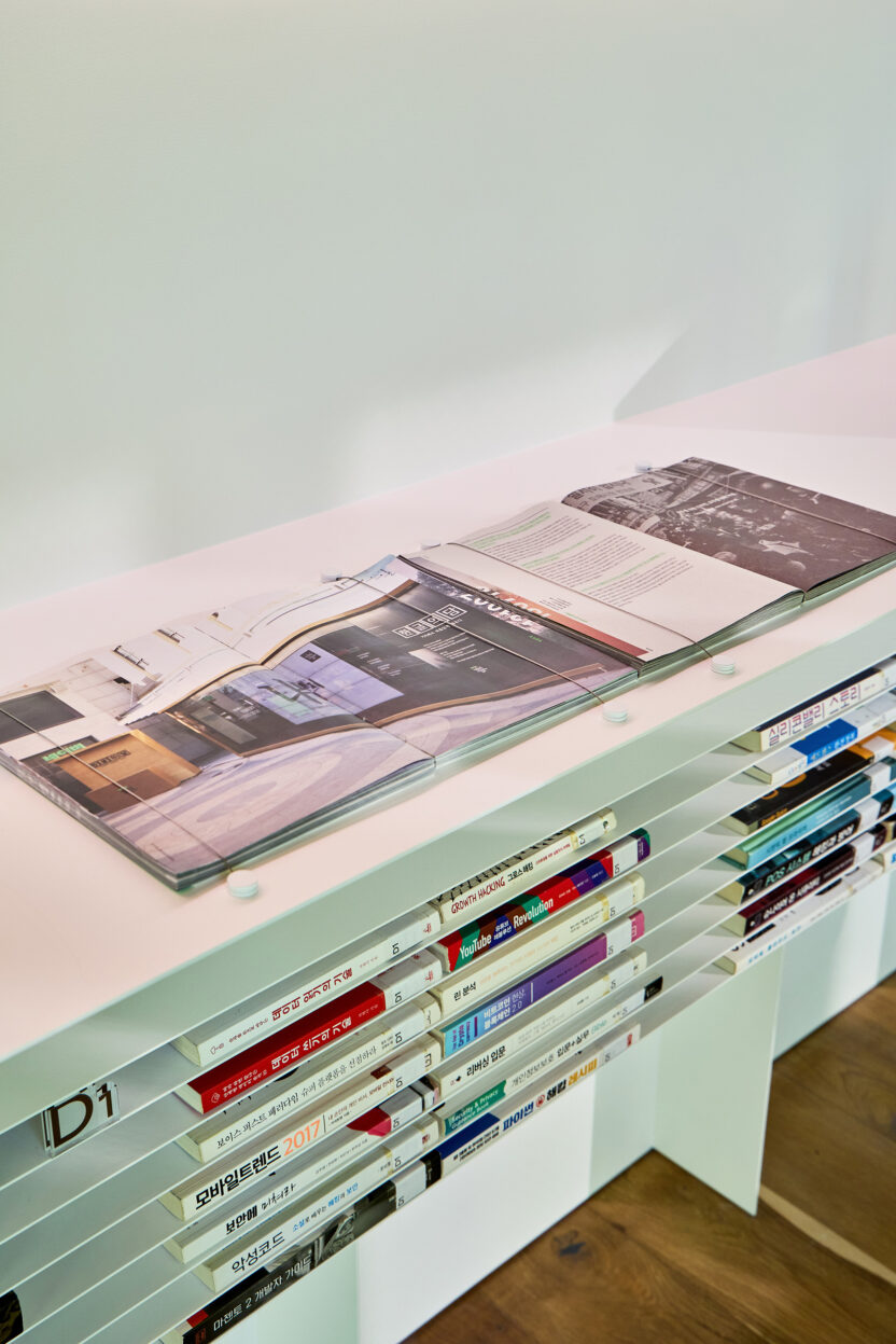 사람을 연결하고 생각을 공유하는 플랫폼, 네이버 커넥트 라운지 11 12 1