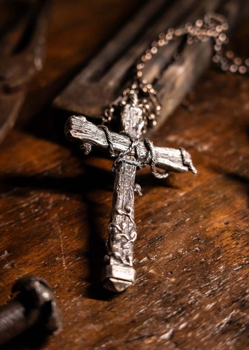 〈콘클라베〉 의상의 비밀 11 20250320 172047