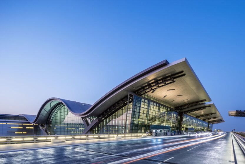 현대와 전통이 조화를 이루는 공항 디자인 1 07 5