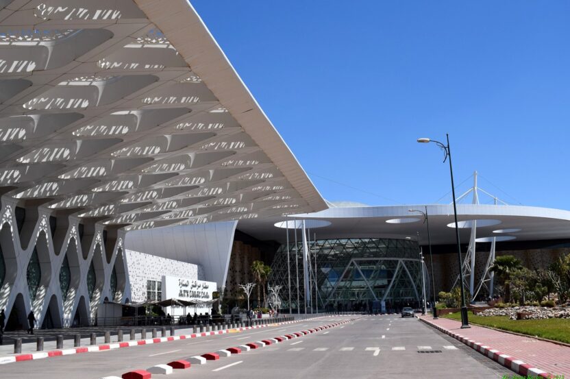 현대와 전통이 조화를 이루는 공항 디자인 10 16 7