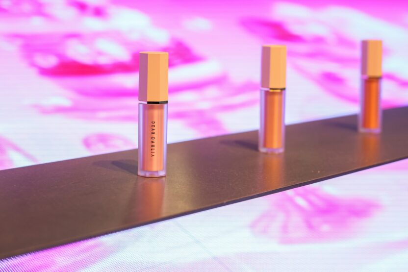 디자인으로 시너지를 창출하는 뷰티 브랜드 서포터, 비더비 8 167A8271