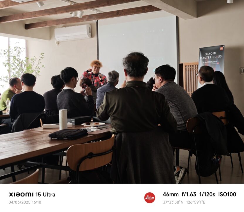 망원 카메라를 품은 스마트폰, 샤오미 15 울트라 4 20250409 005237 e1744160492252