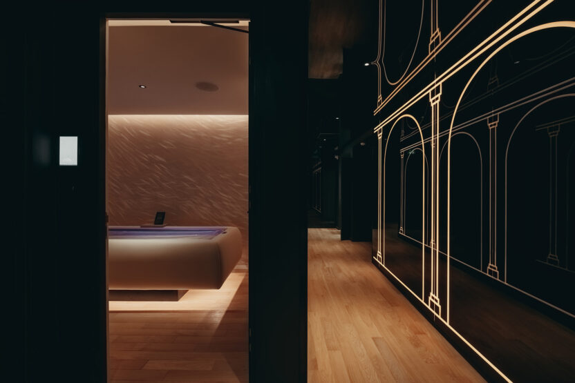 고급 호텔에서 영감을 얻은 공유 오피스, 쿼르크 19 23 2