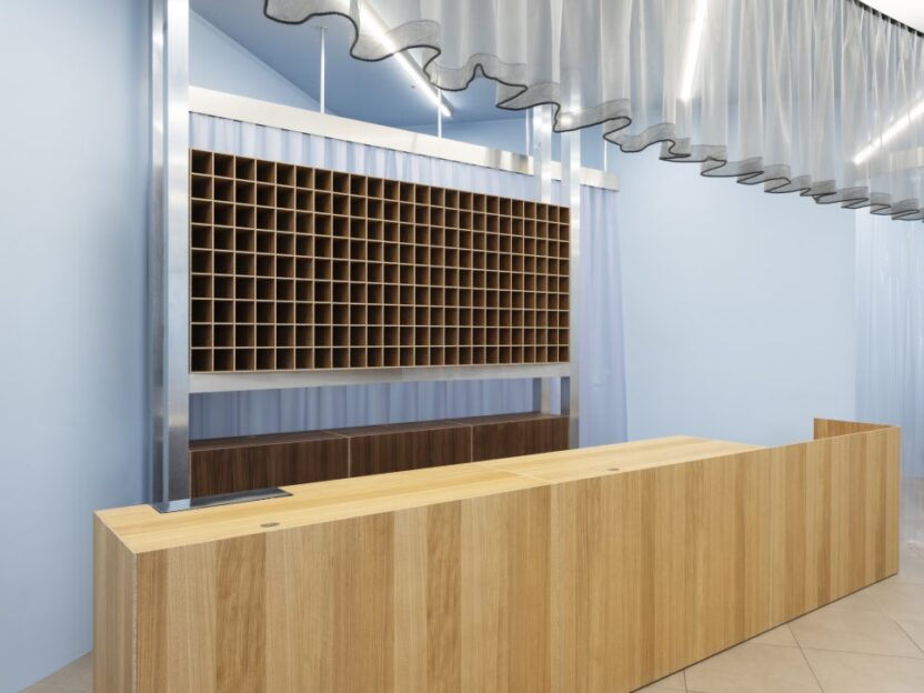 아이웨어 브랜드 ‘윤(YUN)’의 두 번째 챕터 8 250322tm13