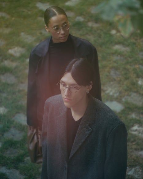 아이웨어 브랜드 ‘윤(YUN)’의 두 번째 챕터 9 YUN FW24 Fanette Guilloud 11