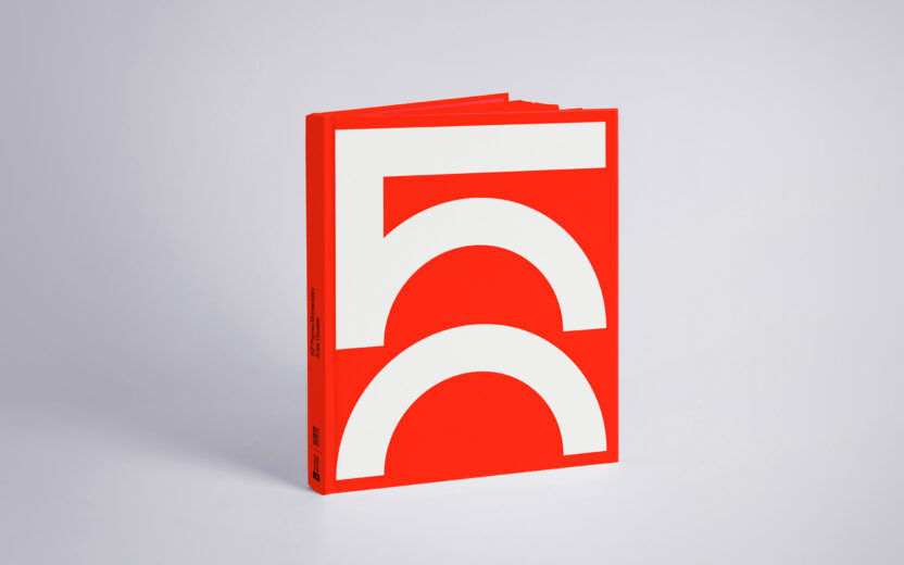 타인의 질서를 나만의 언어로 다시 그리다, 마르틴 아삼부하 18 18