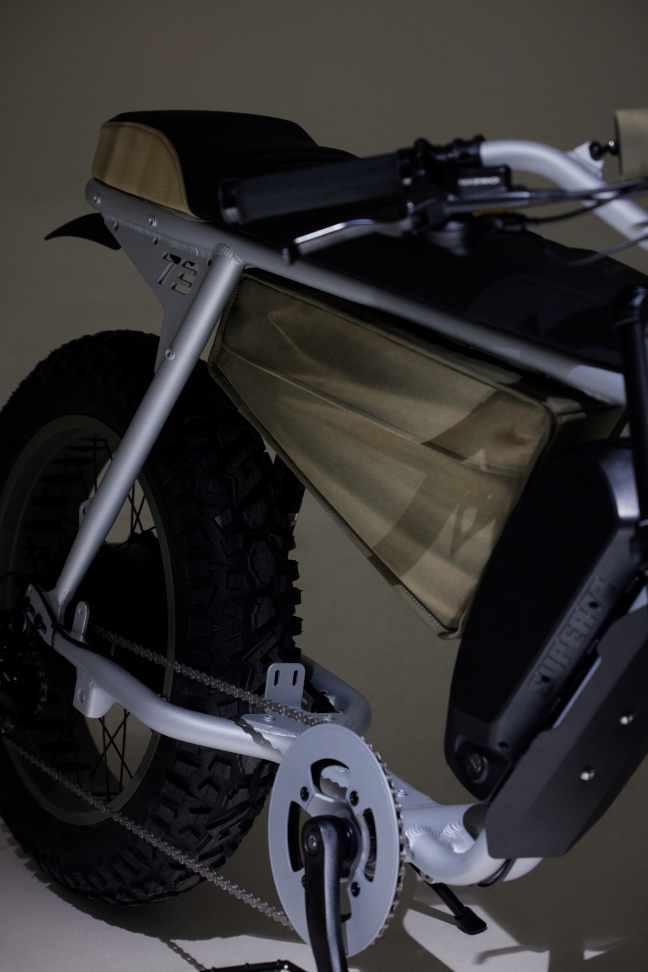 resize JiyongKim x SUPER73 7