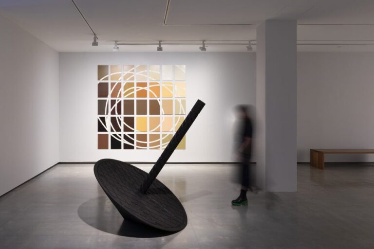 애보리진 예술가 ‘와라바 웨더올’, 호주현대미술관에서의 첫 개인전