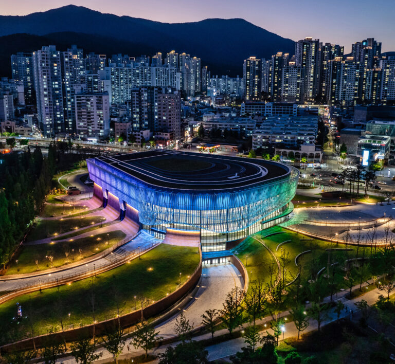 부산 최초의 클래식 전용 공연장, 부산콘서트홀 16 부산 최초의 클래식 전용 공연장, 부산콘서트홀