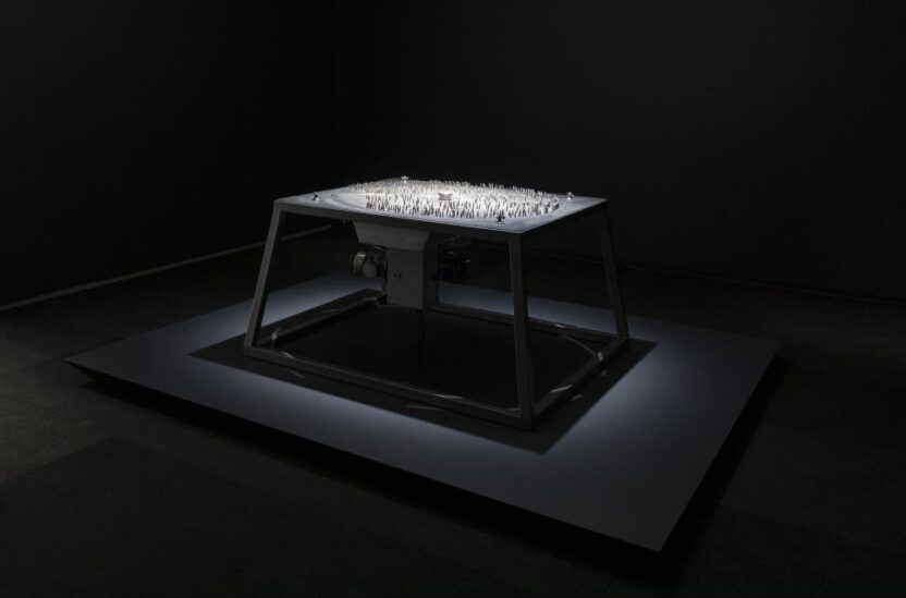 애보리진 예술가 '와라바 웨더올', 호주현대미술관에서의 첫 개인전 7 5 9