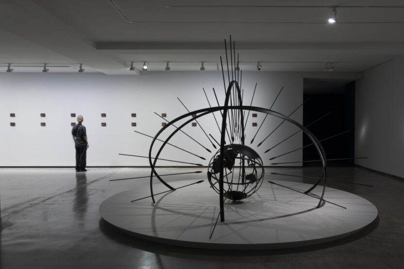 애보리진 예술가 '와라바 웨더올', 호주현대미술관에서의 첫 개인전 10 6 1 1