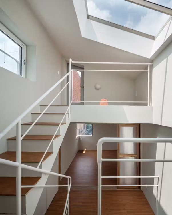 da6c6f7d d77e 48da 9839 f9cc5ad62e2f 15A04 19 1