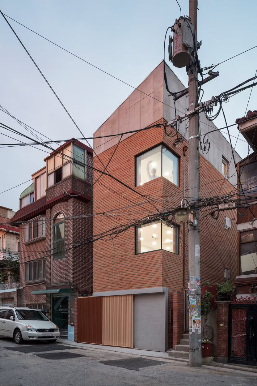 ee6b50b2 ddb9 43db 8896 268eaf2632b5 15A04 title 09 2