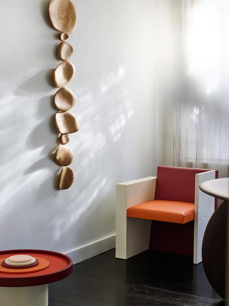 자연과 기하학이 공명하는 오브제, G Collection