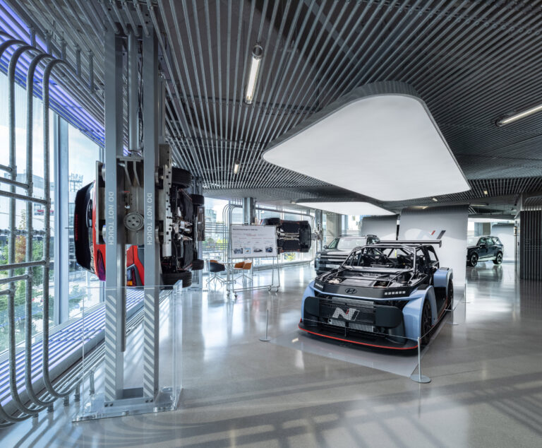 자동차에 대한 모든 취향을 담은 놀이터, 현대 모터스튜디오 서울