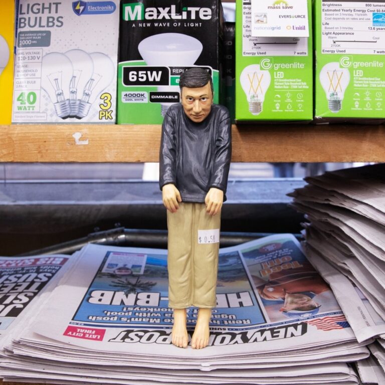 현대미술가의 유쾌한 프로젝트, ‘마우리치오 카텔란’의 신작은?