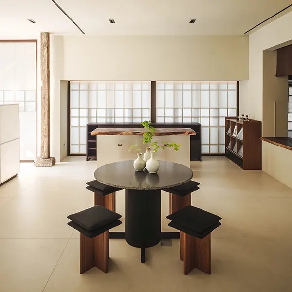 81c77eb3 8297 404f b236 6ed1a32b2e46