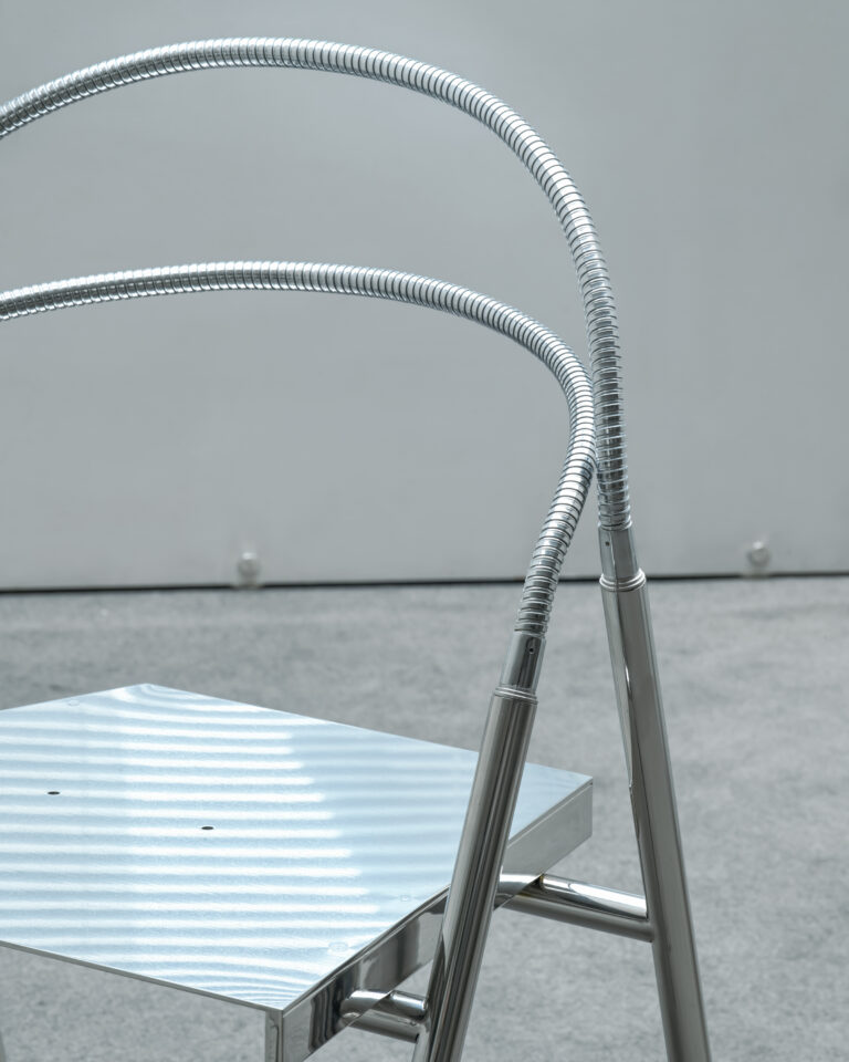 가구로 풀어낸 산업 재료, ‘de-goose’ 프로젝트