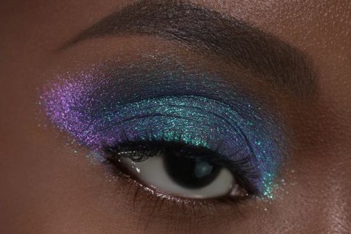 v90naqWwdiC5uHmMouCs6 original queencosmetics