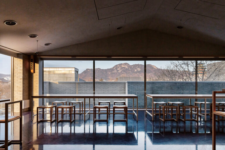 블루보틀 카페에 깃든 환대의 미학