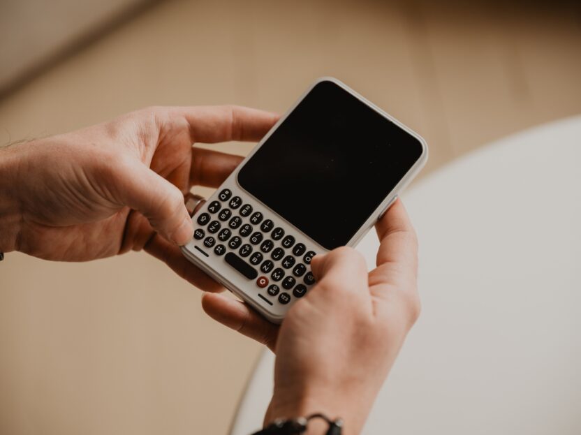 resize 11. Clicks Communicator Smoke