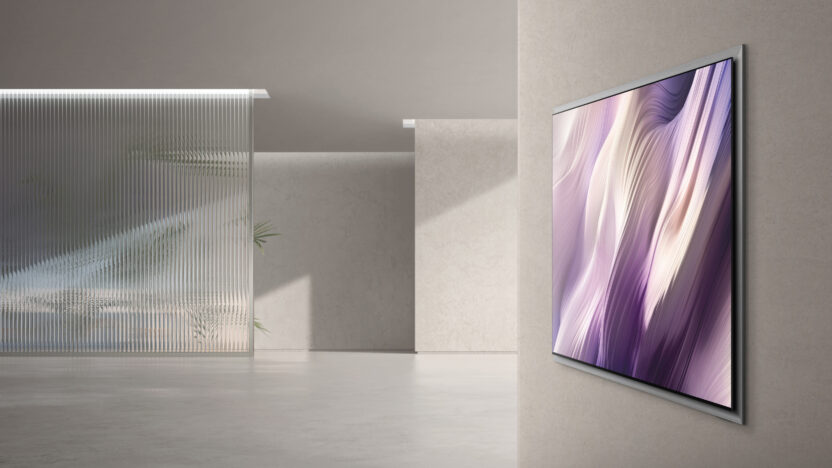 06 S95H OLED TV
